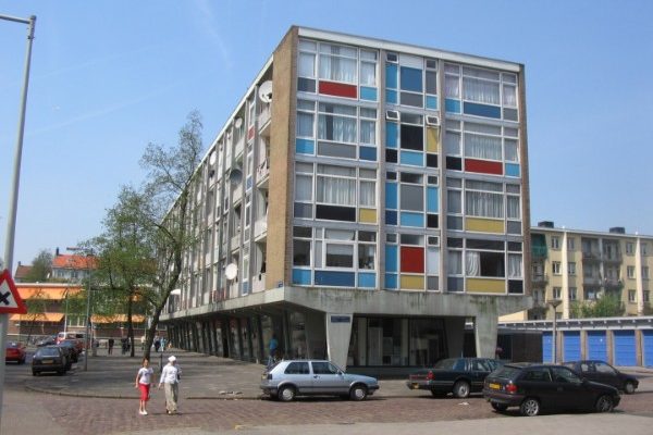 de verfdozen gebouwen voor de renovatie in amsterdam