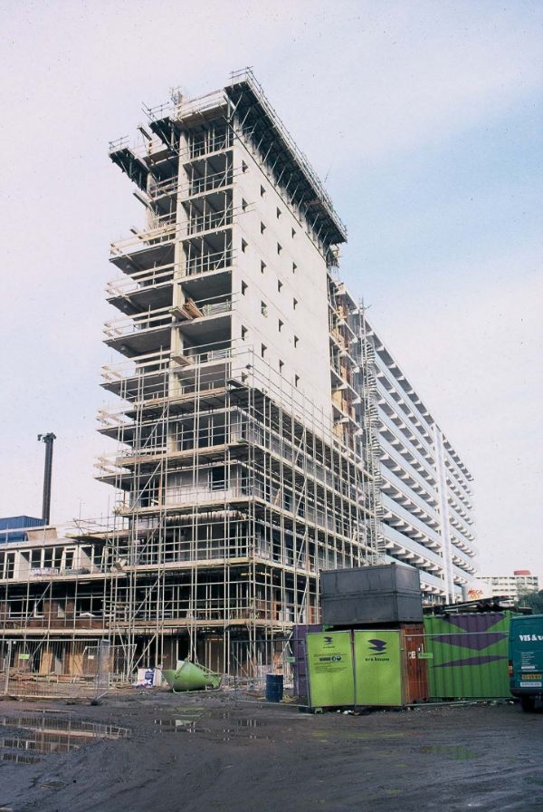 foto van de constructie van de eenspanner in het florijn project in de bijlmer